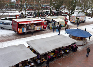 Marktschreier auf dem Holstenplatz